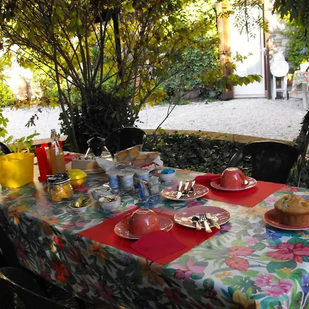 Alojamento de Acomodação e Pequeno-almoço Il Governatore 3*